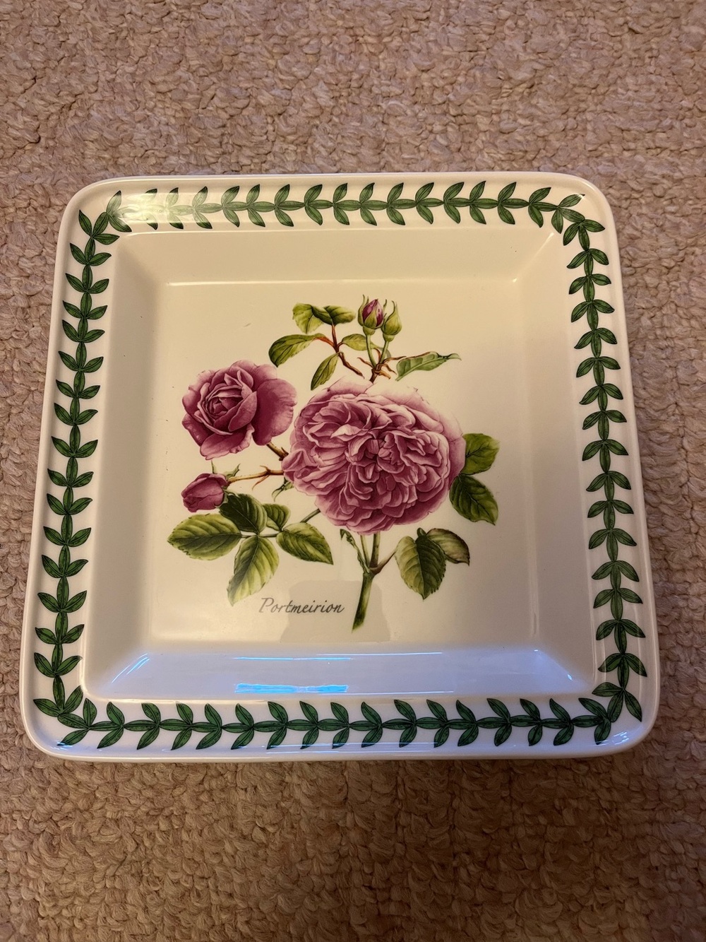 Portmeirion Square botanic roses 8.5 inch salad dessert plate